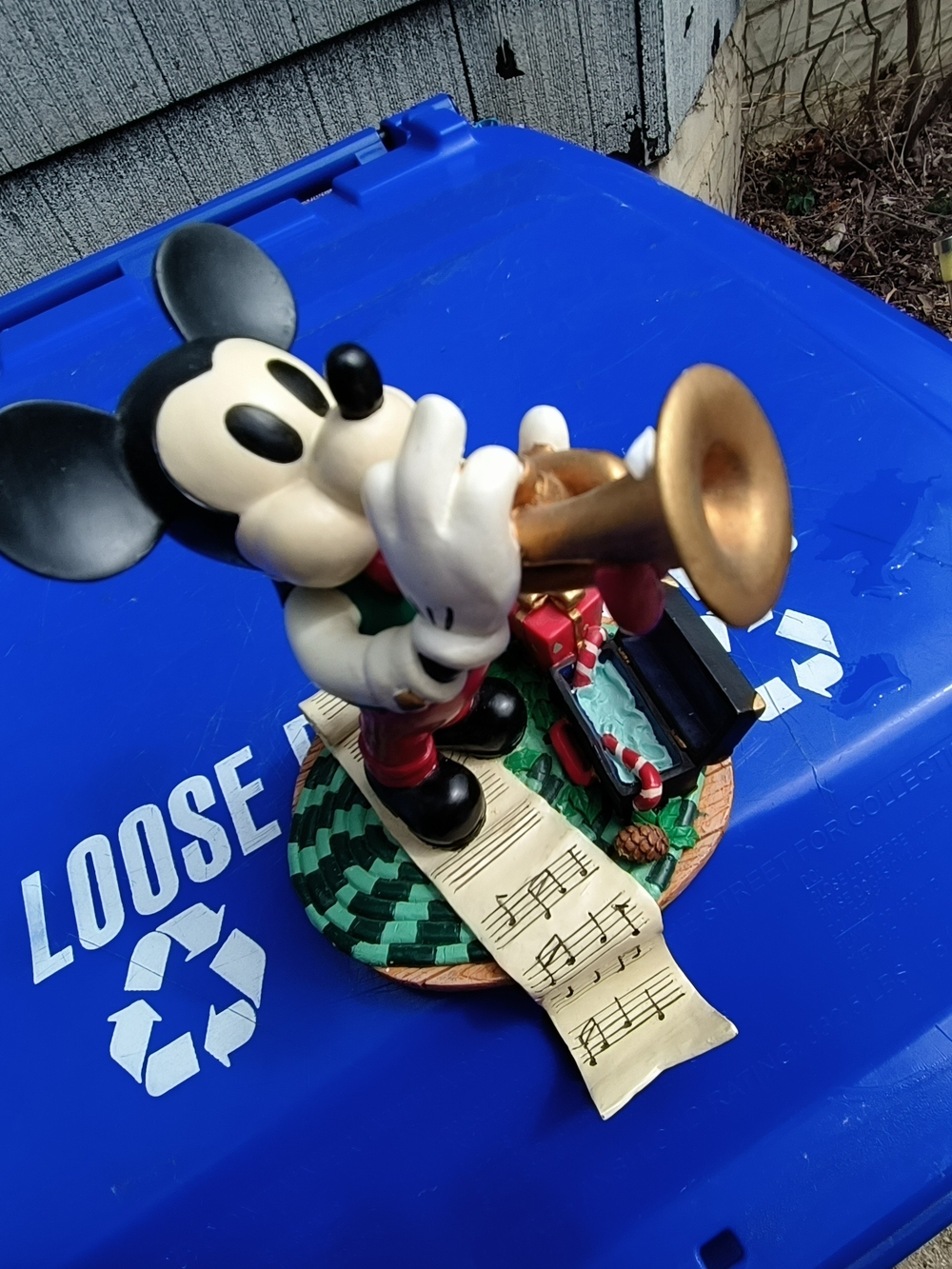 Disney Mickey’s Season of Song Trumpet Figurine Box Art - Red, Green, Gold 1997